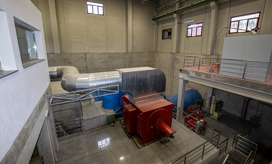 Instalaciones de la central hidroeléctrica de Sierra Brava